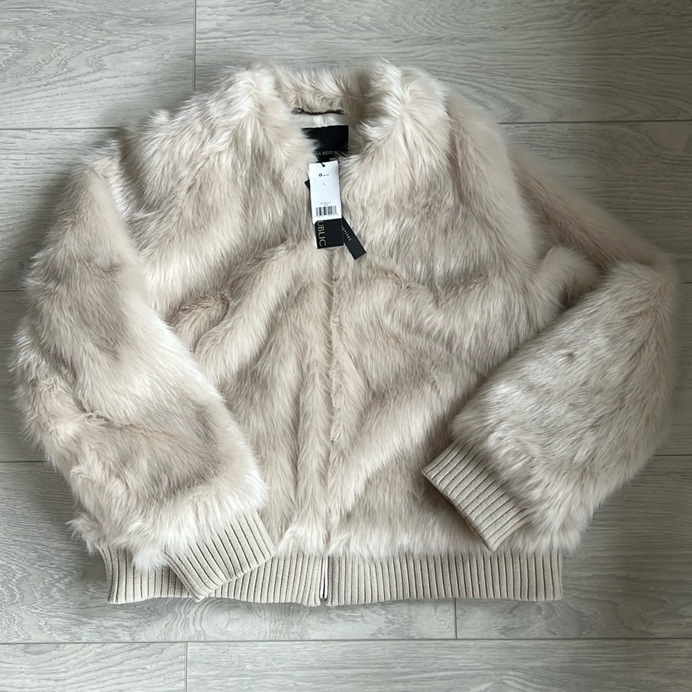 Banana Republic Faux Fur Bomber NWT size Large